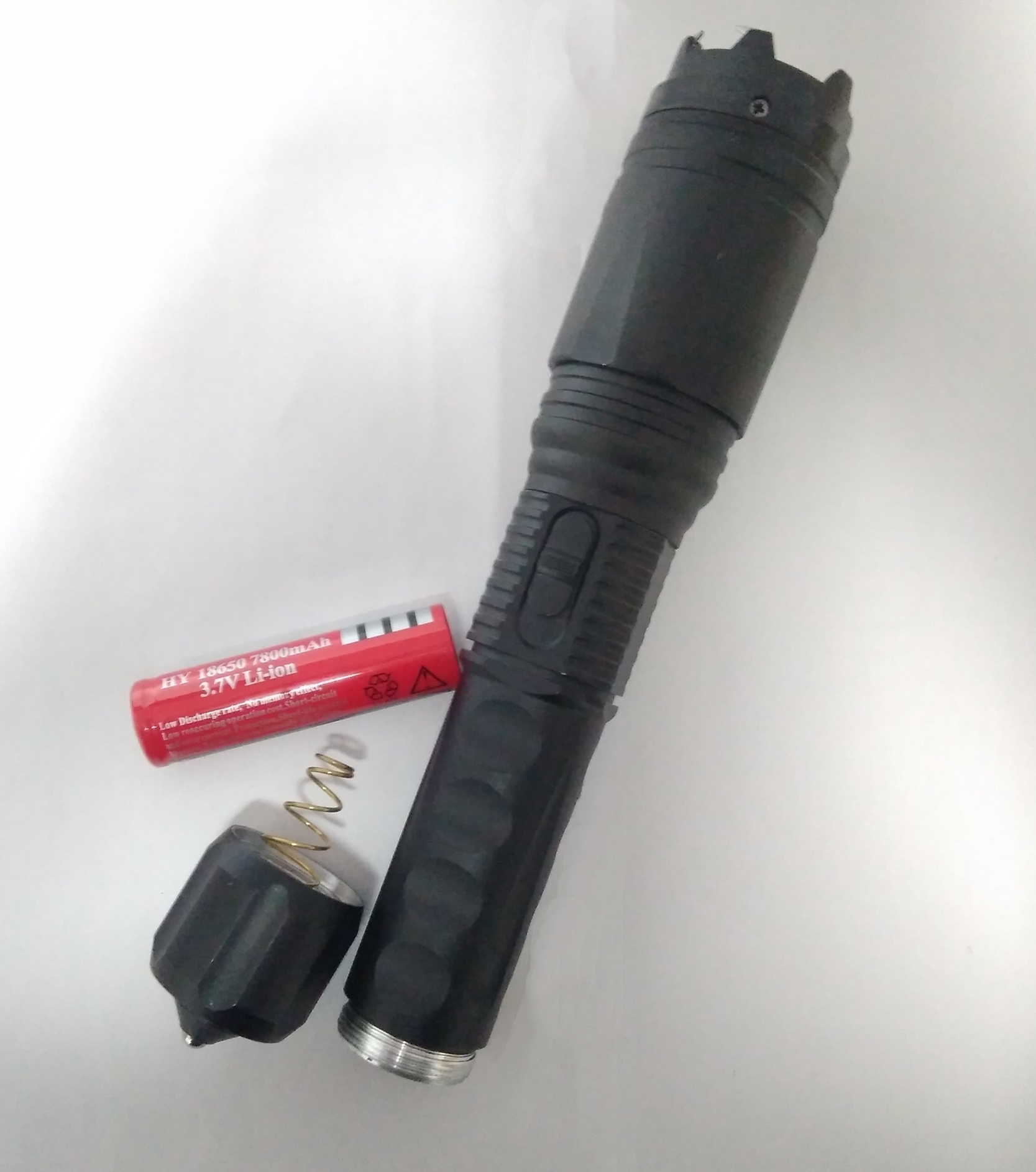 購買一款高壓電棍需要多少錢？