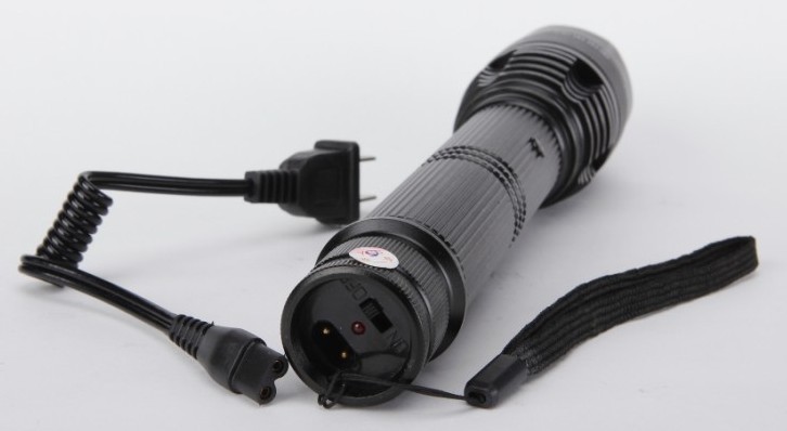 購買電擊棍違法嗎? 購買電擊棍違法嗎?