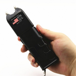 928型黑鷹高壓防身電擊器